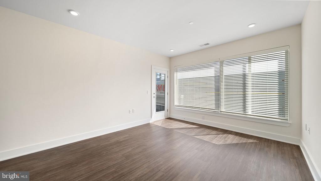 1148 N 2ND STREET 3H