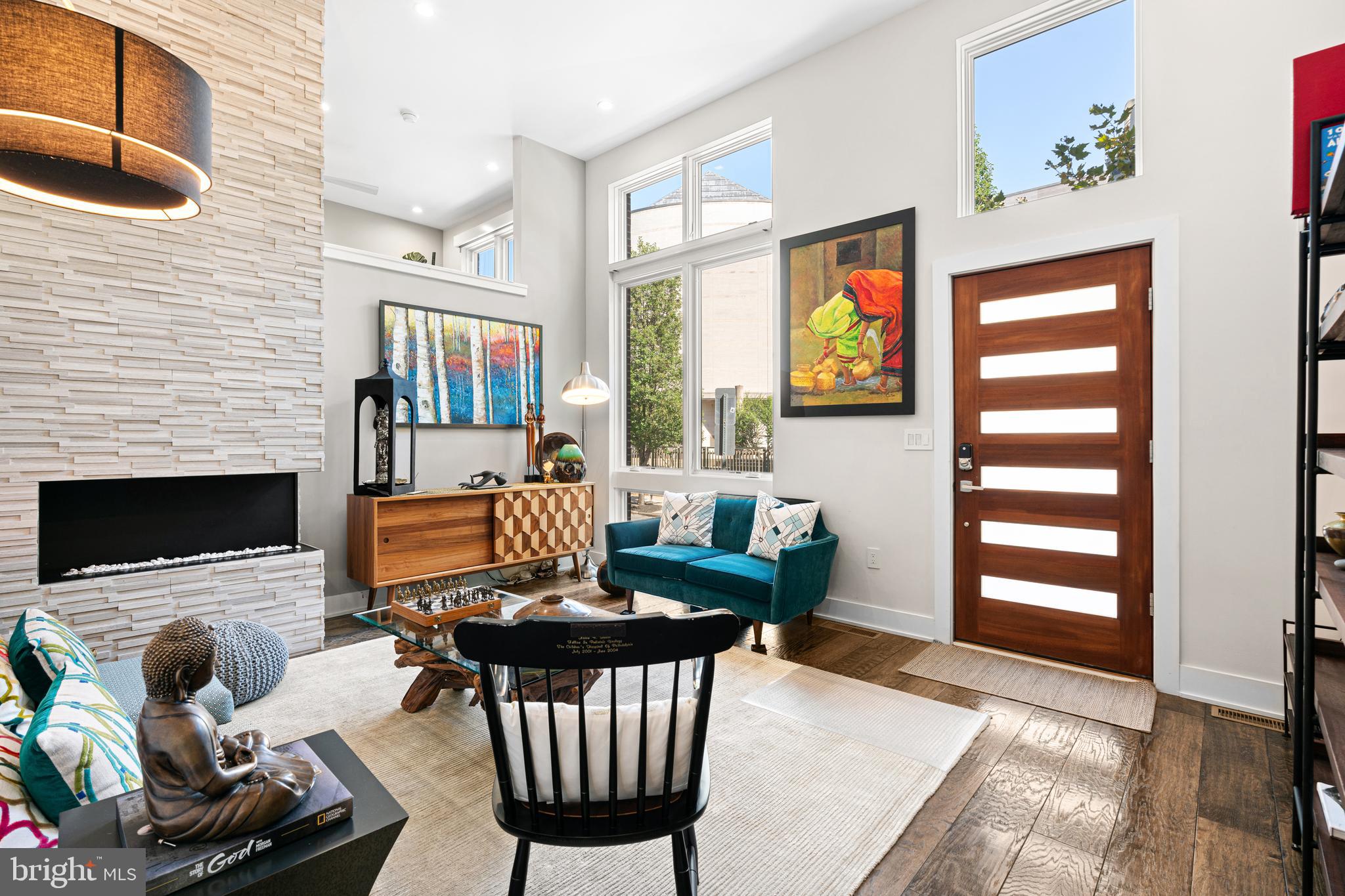 212 N 21ST STREET 1