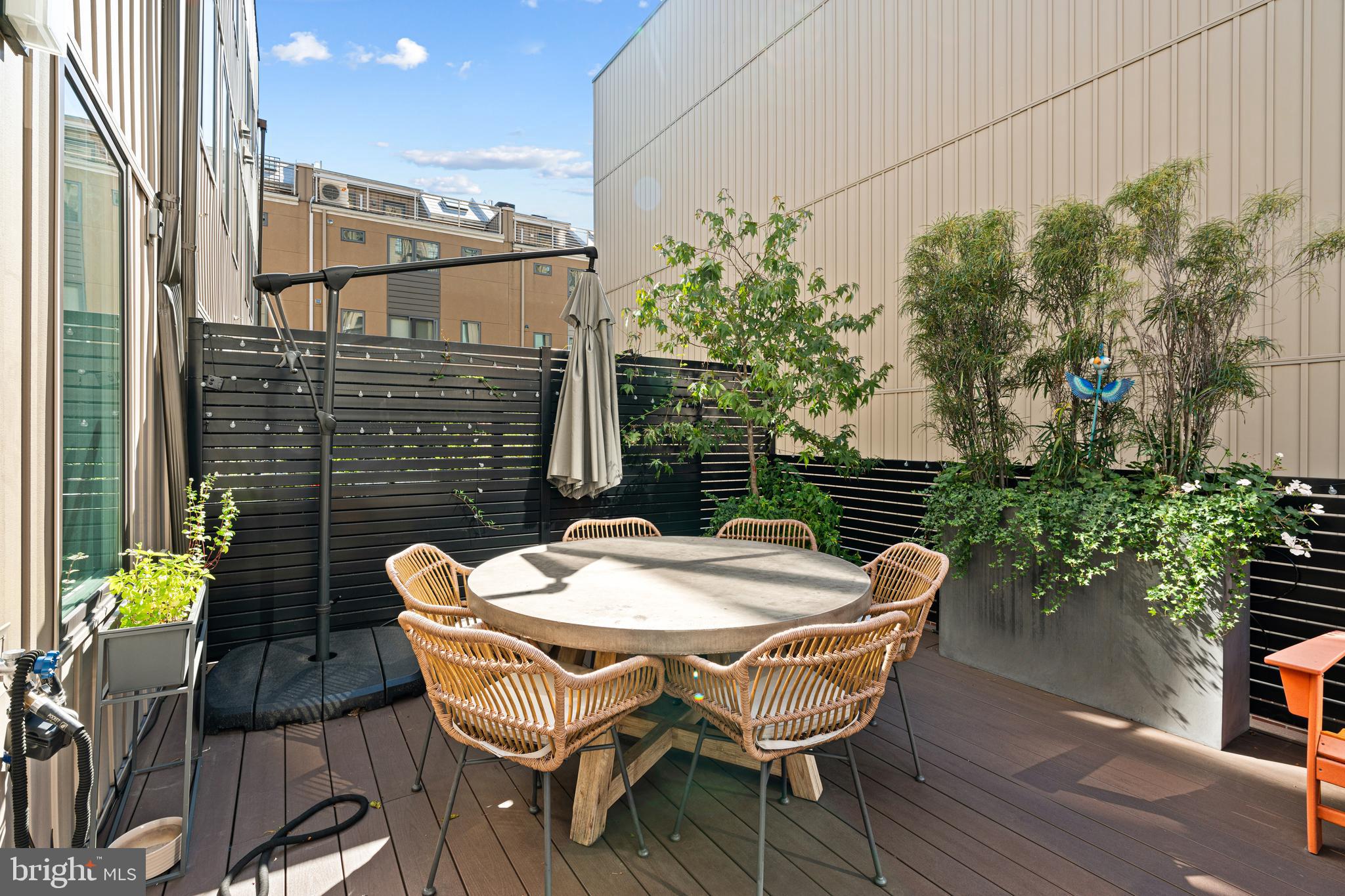 212 N 21ST STREET 1