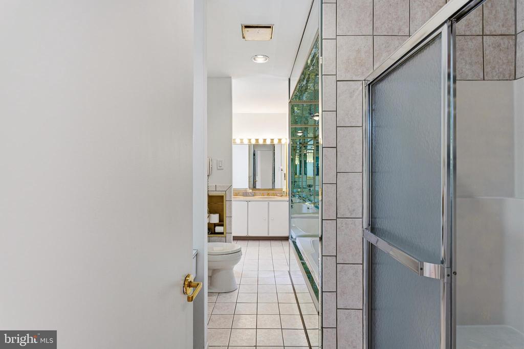341 S 5TH STREET