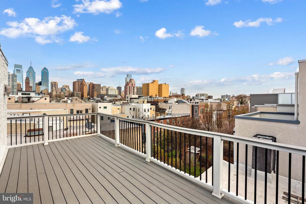 1641 CHRISTIAN STREET Unit: 3
