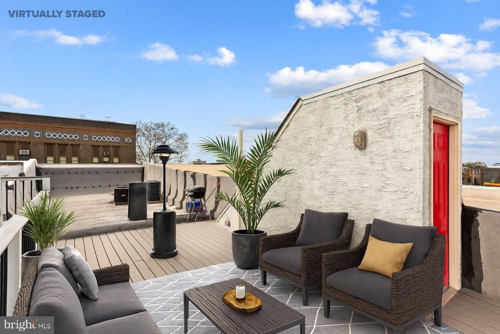 1641 CHRISTIAN STREET Unit: 3