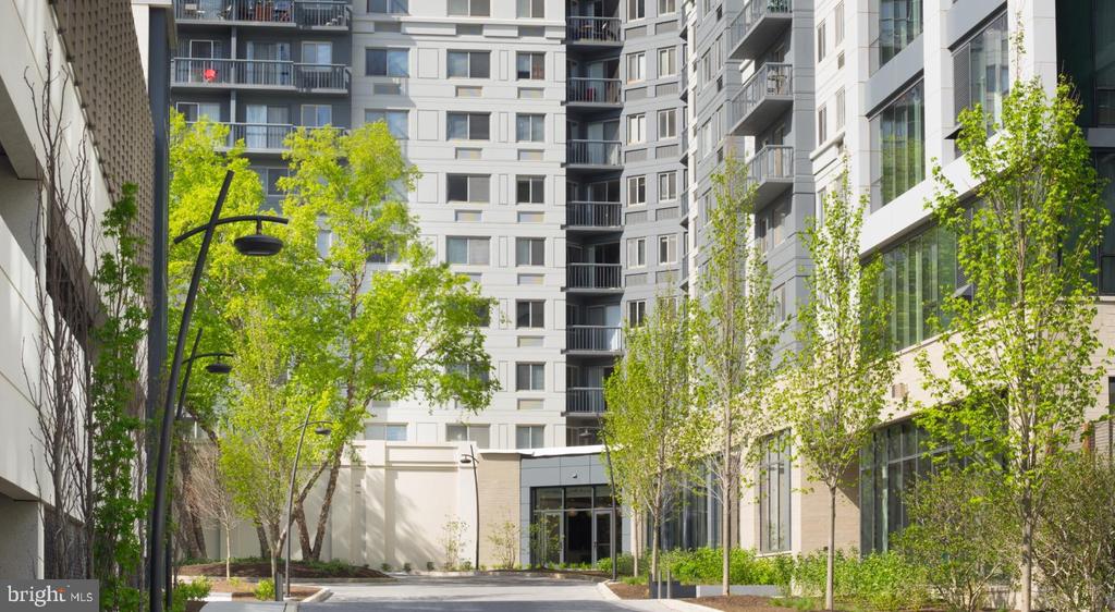 450 N 18TH STREET Unit: 1101
