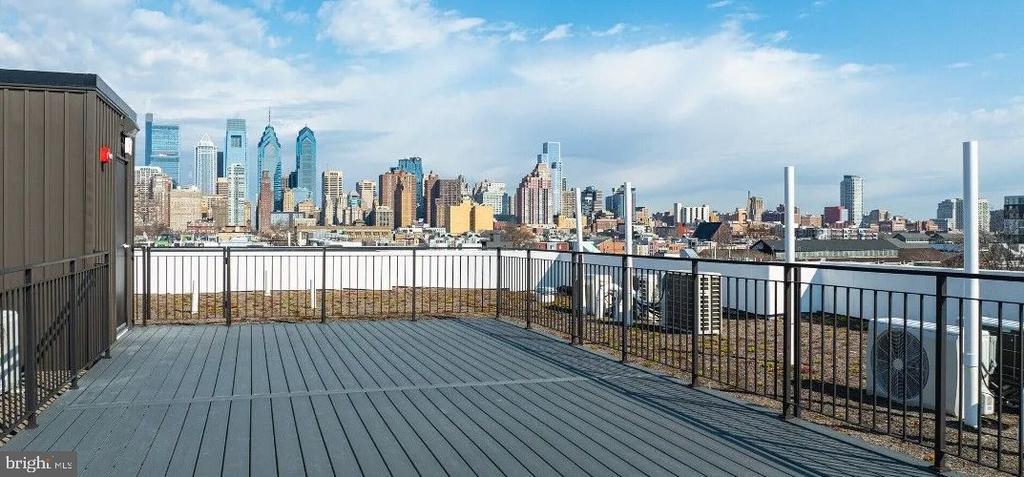 130 W GIRARD AVENUE Unit: 614