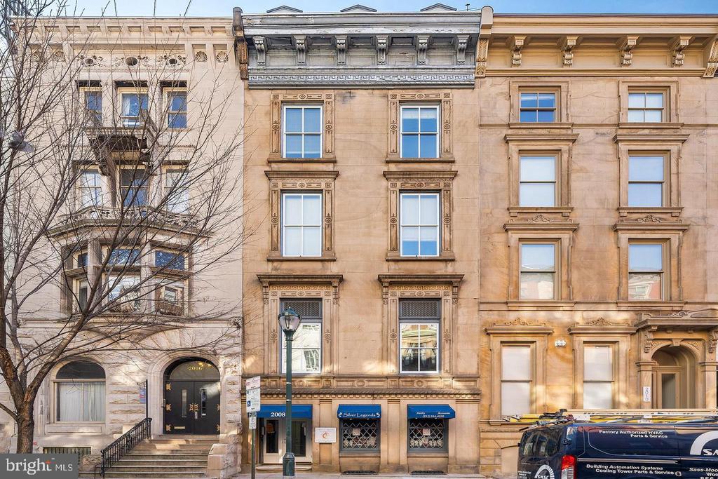 2008 WALNUT STREET