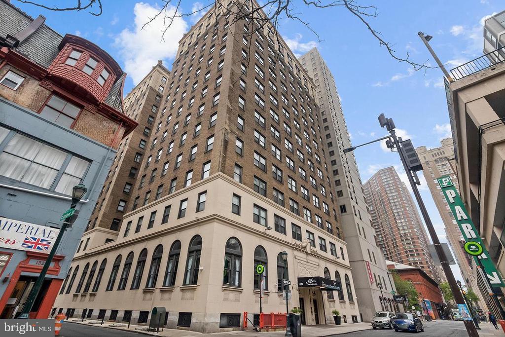 1324 LOCUST STREET Unit: 1531