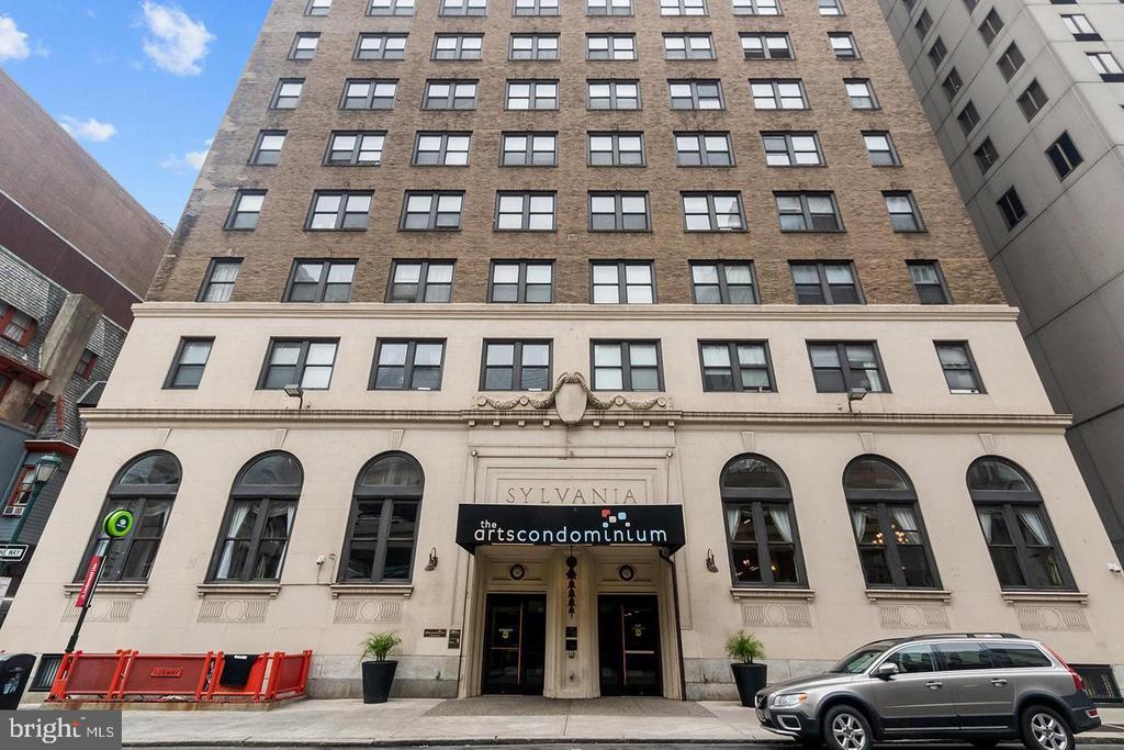 1324 LOCUST STREET Unit: 1531