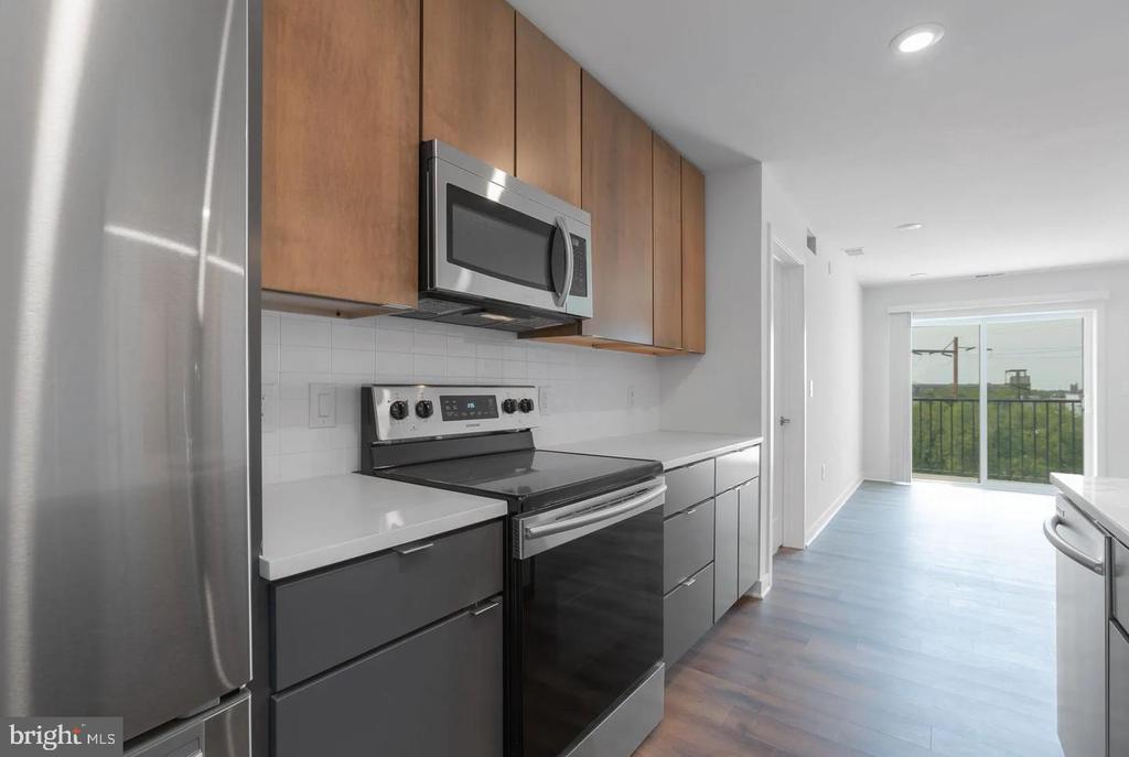 2501 WASHINGTON AVENUE Unit: 308