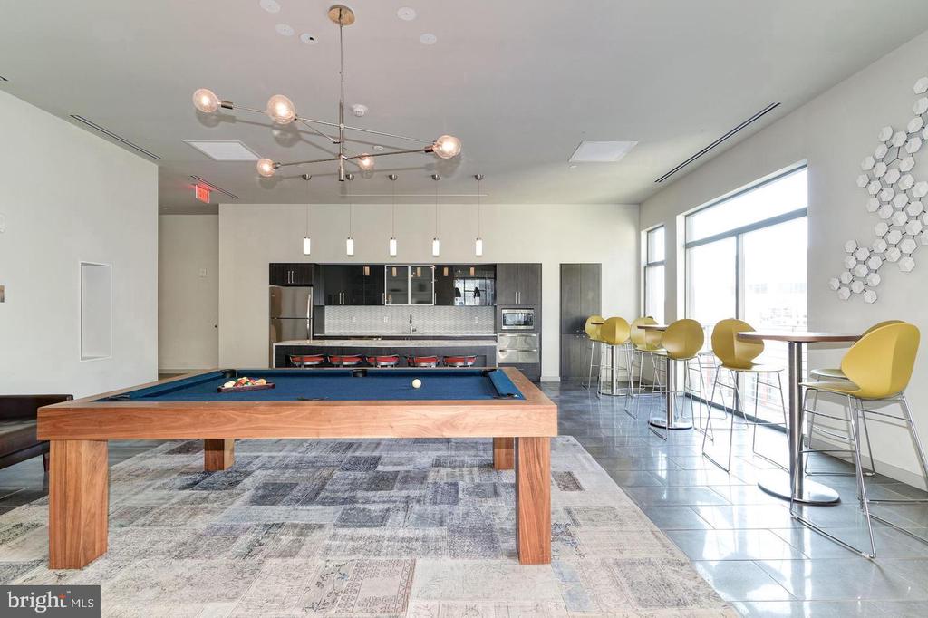 1125 SANSOM STREET Unit: 316