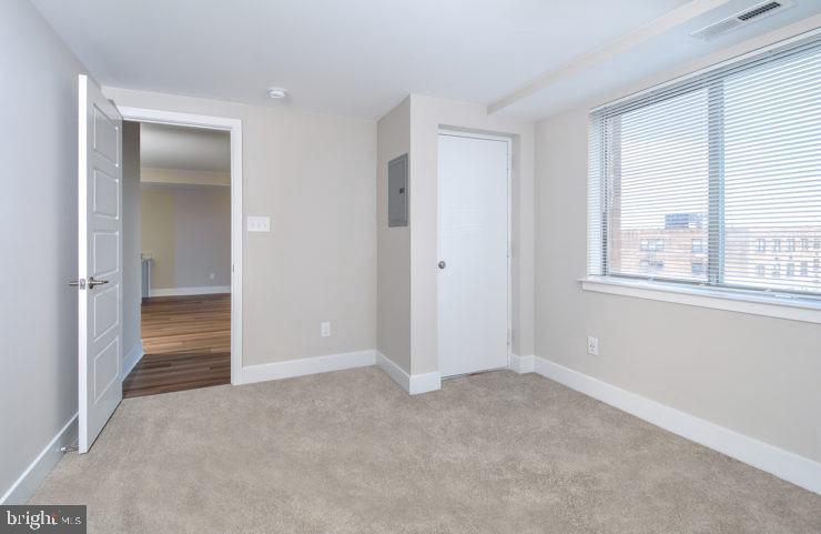 515 W CHELTEN AVENUE Unit: 0508