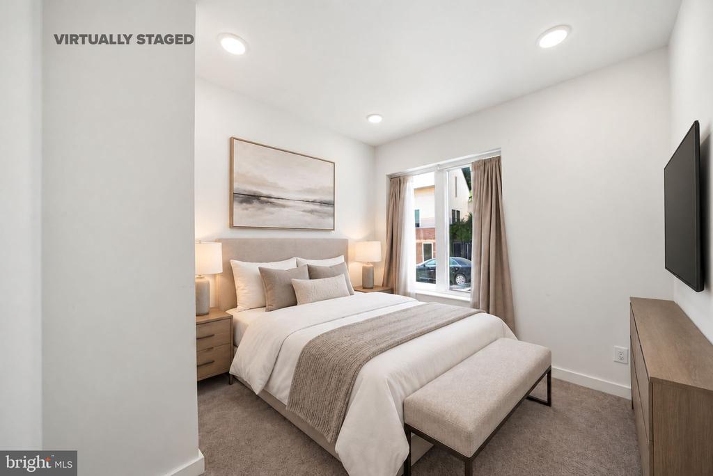 1843 N 6TH STREET Unit: J