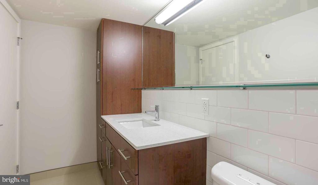 2200 BENJAMIN FRANKLIN PARKWAY Unit: E1415