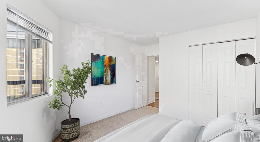 450 N 18TH STREET Unit: 1202