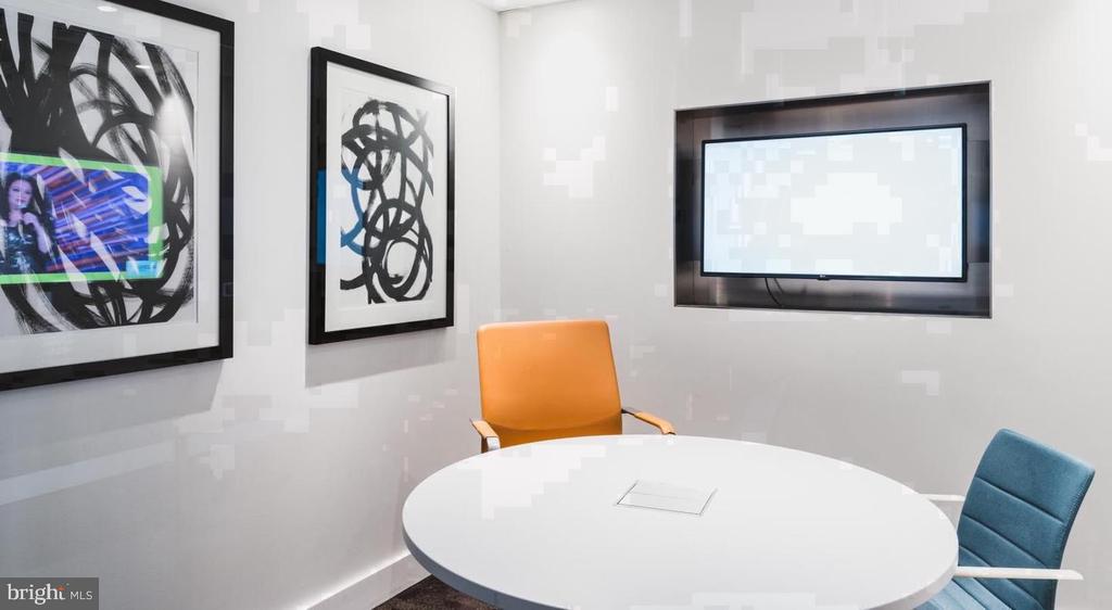 450 N 18TH STREET Unit: 1202