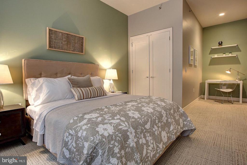 42 S 15TH STREET Unit: 0710