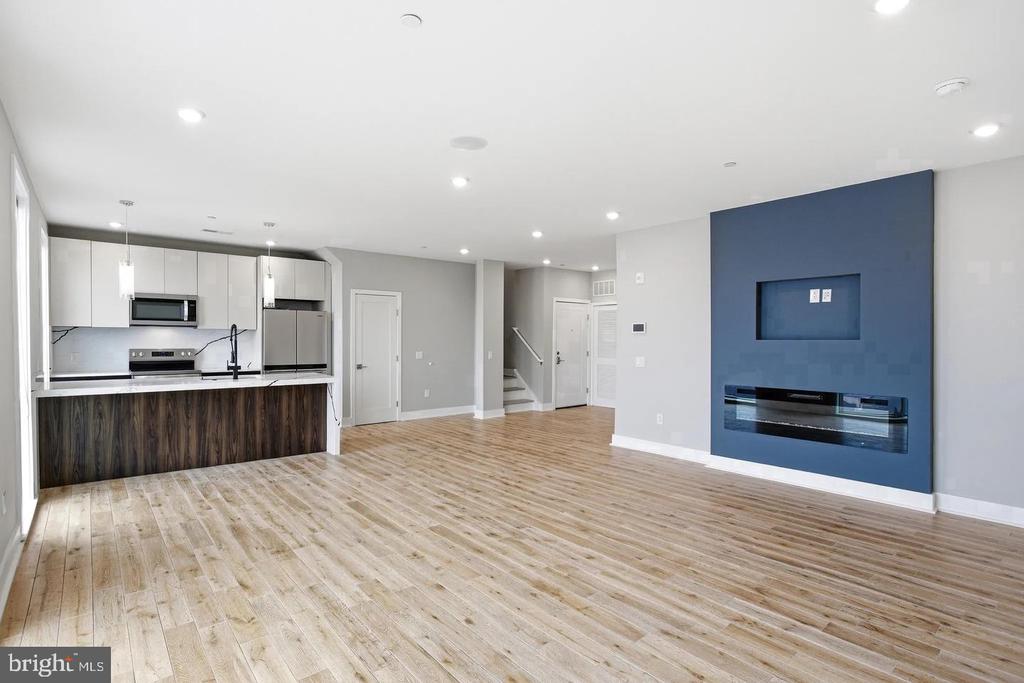 1000 W GIRARD AVENUE Unit: 508