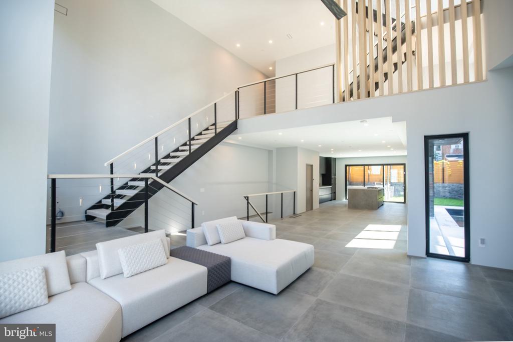 4513 BAKER STREET