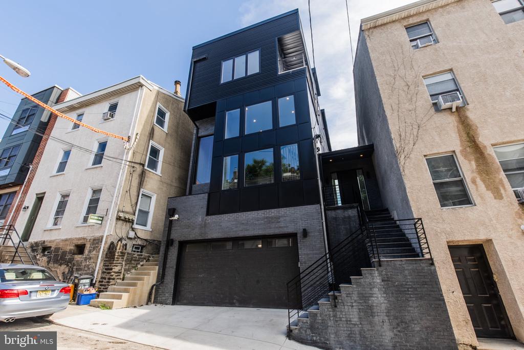 4513 BAKER STREET