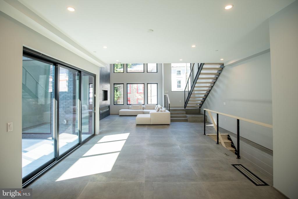 4513 BAKER STREET