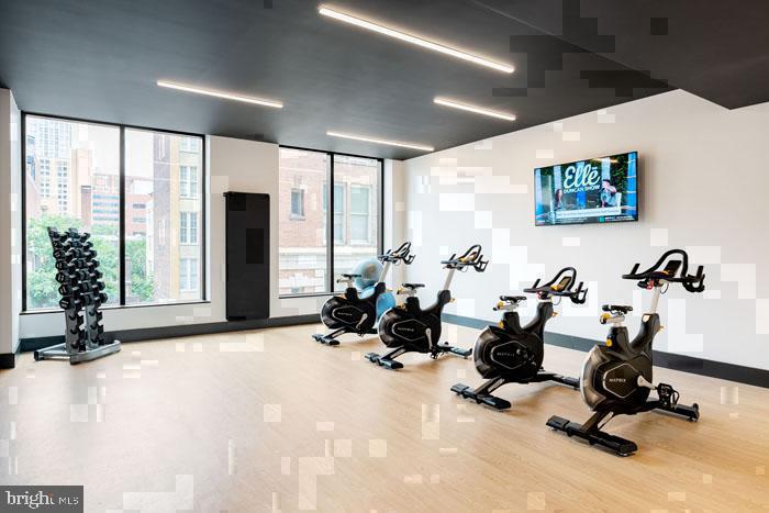 210 S 12TH STREET Unit: 7Q
