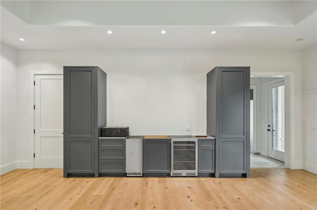 825 Kenry Court