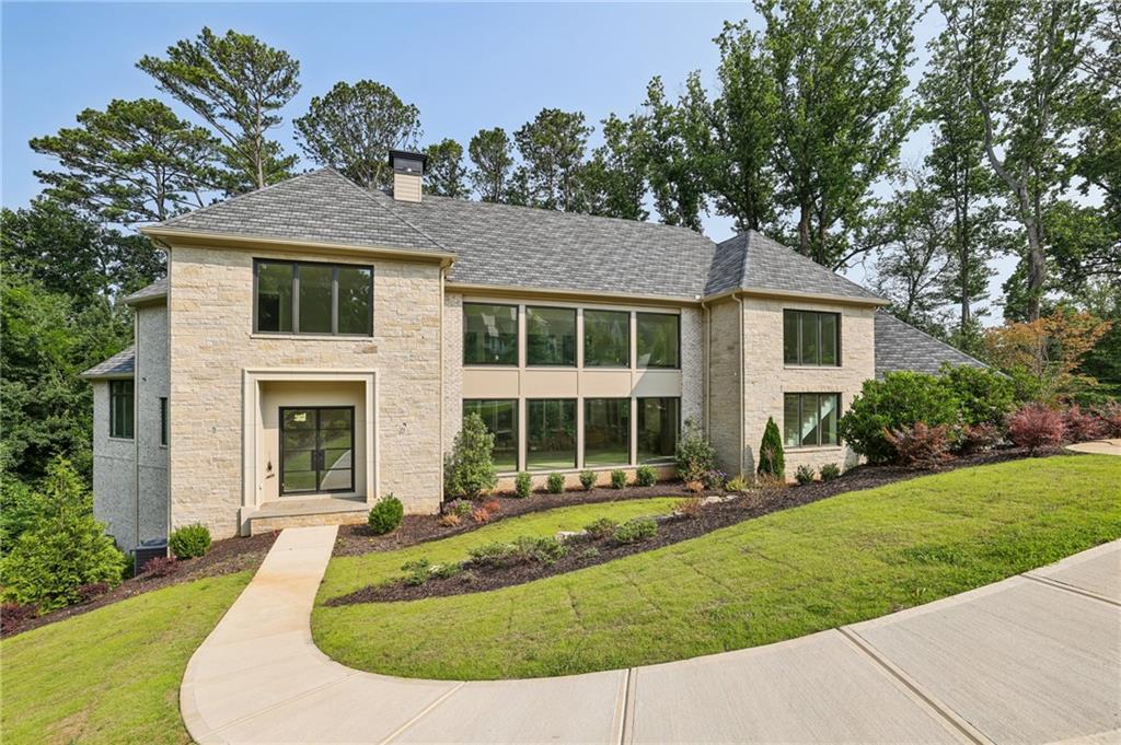 825 Kenry Court