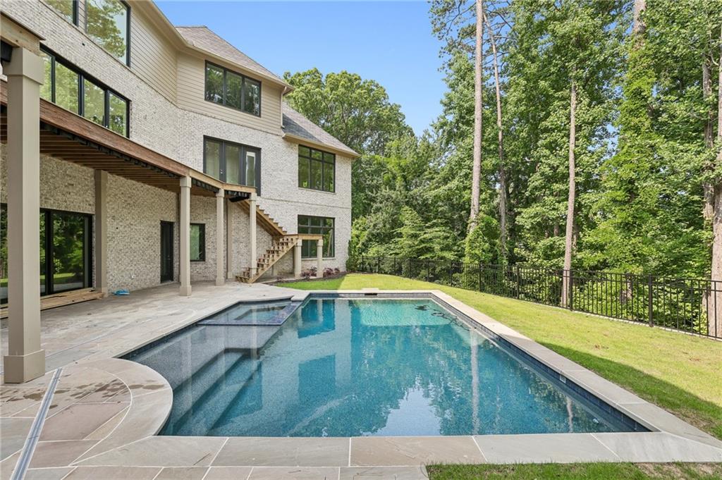 825 Kenry Court