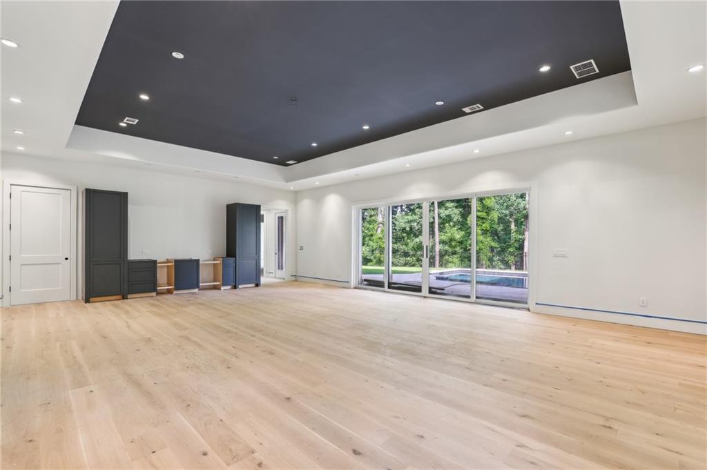 825 Kenry Court