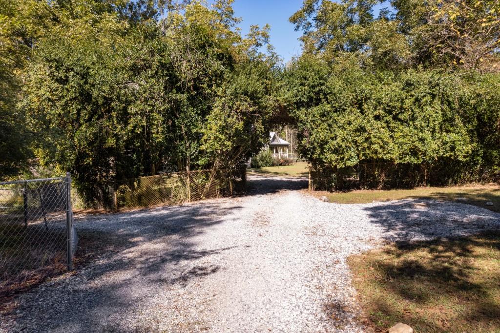 13250 Birmingham Highway