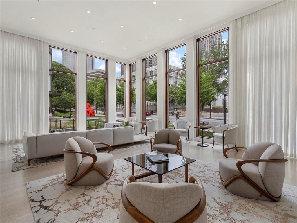 1301 Peachtree Street NE Unit 5C