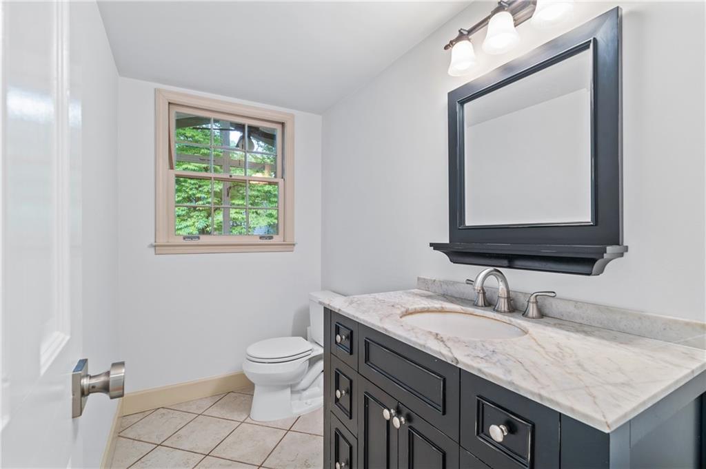 870 Richmond Hill Drive