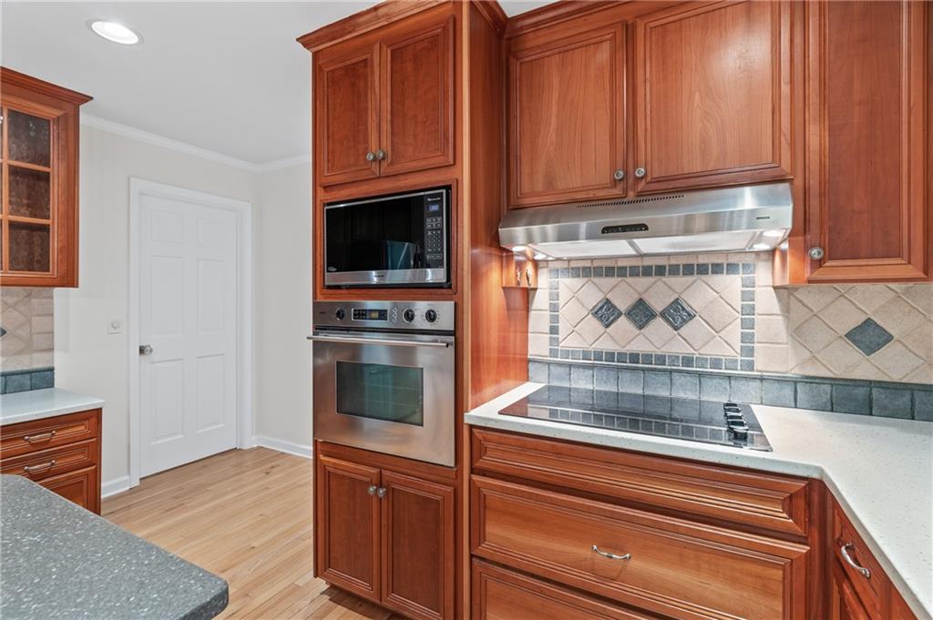 870 Richmond Hill Drive