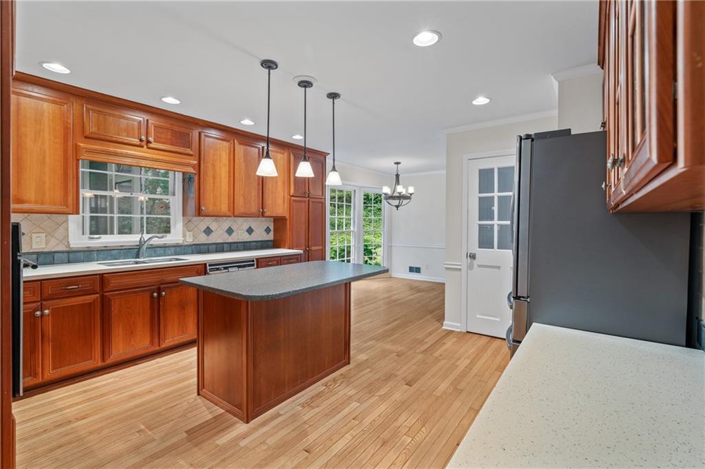 870 Richmond Hill Drive