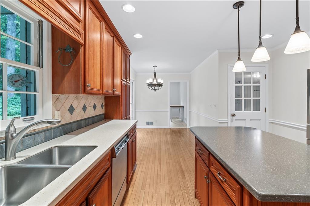 870 Richmond Hill Drive