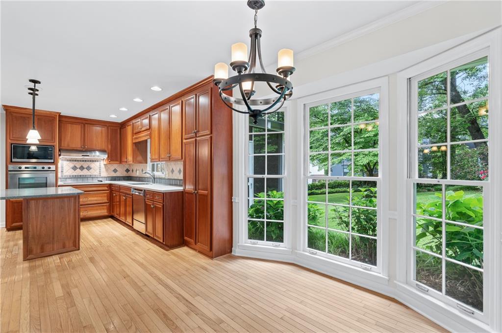 870 Richmond Hill Drive