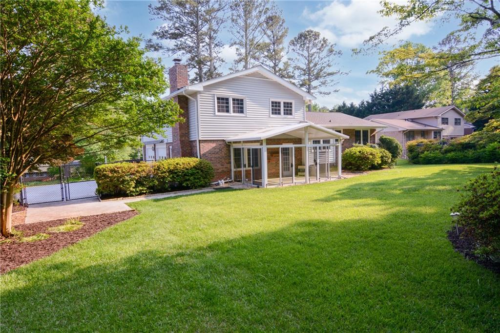 3407 Larch Pine Drive