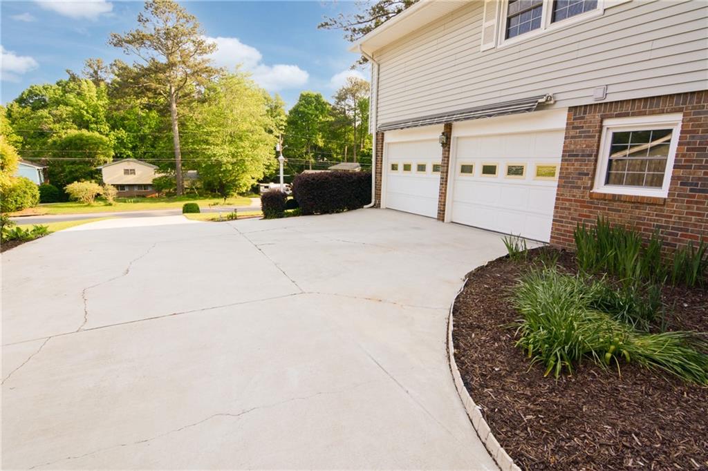 3407 Larch Pine Drive