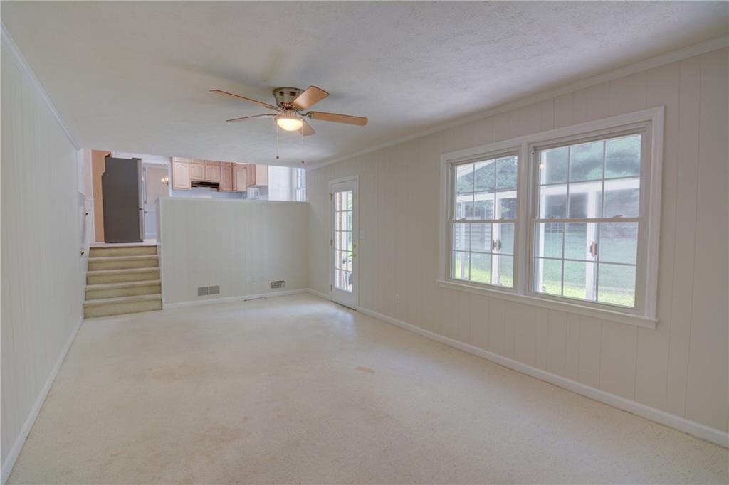 3407 Larch Pine Drive