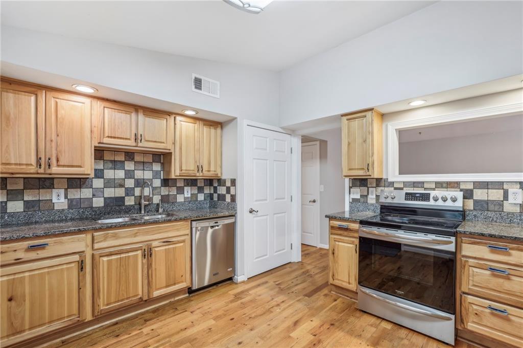 3115 Chimney Cove Lane