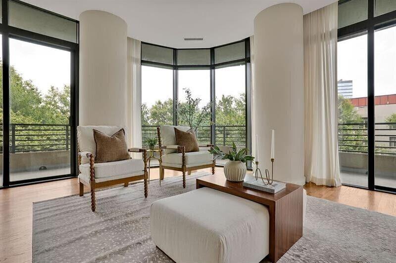 750 Park Avenue NE Unit 6E