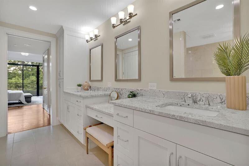 750 Park Avenue NE Unit 6E