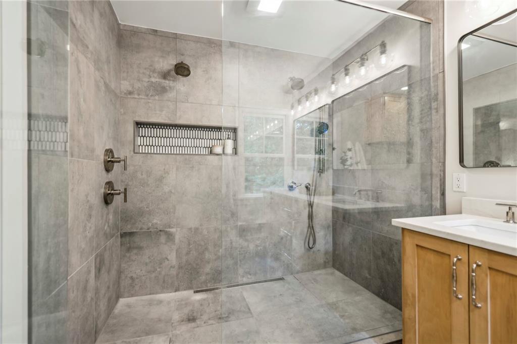 1990 Cambria Avenue NW