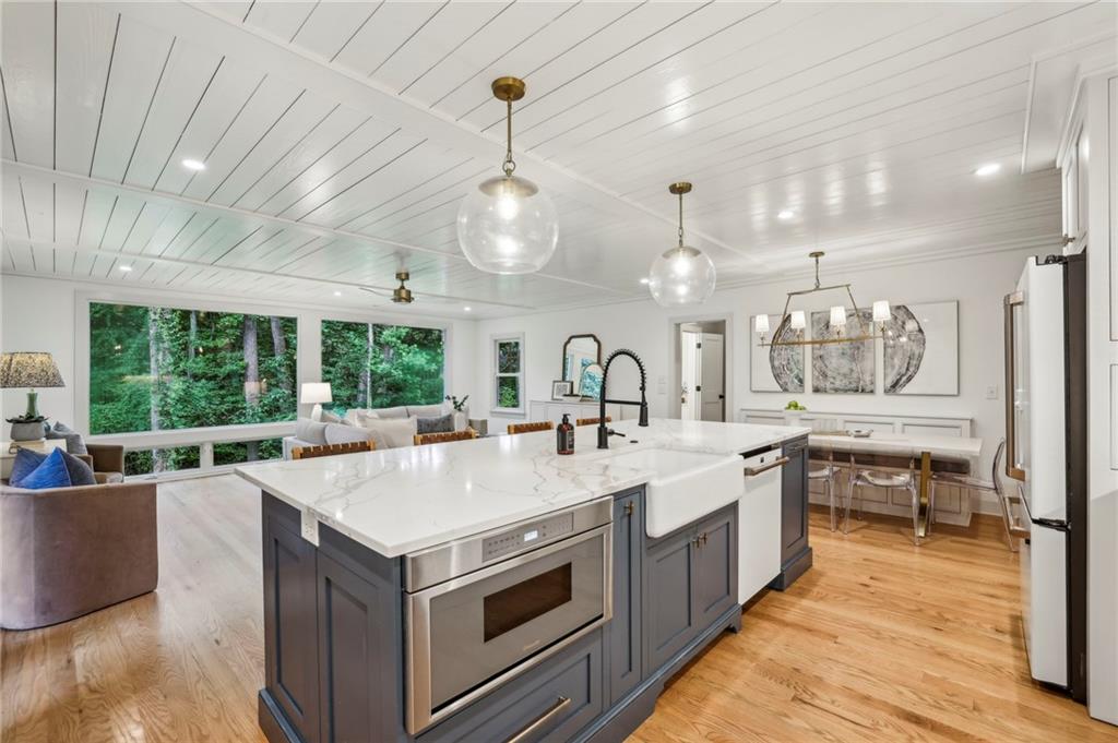 1990 Cambria Avenue NW