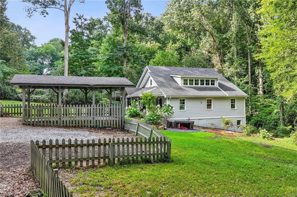 1990 Cambria Avenue NW