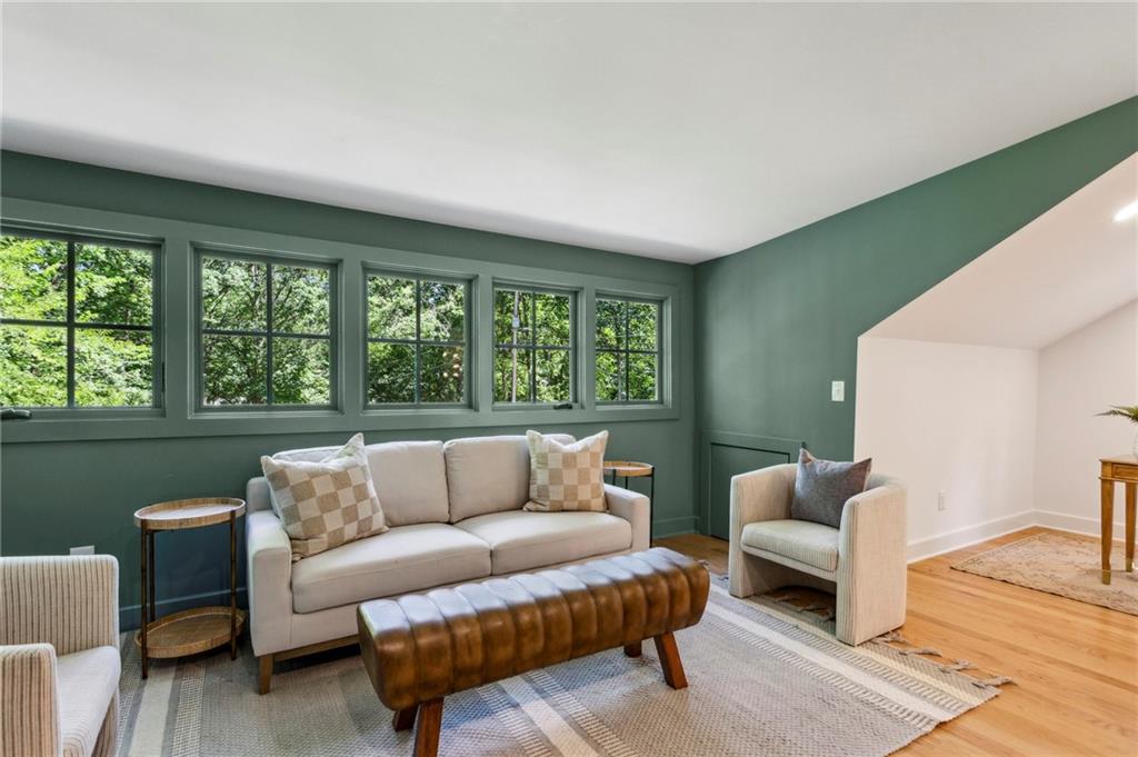 1990 Cambria Avenue NW