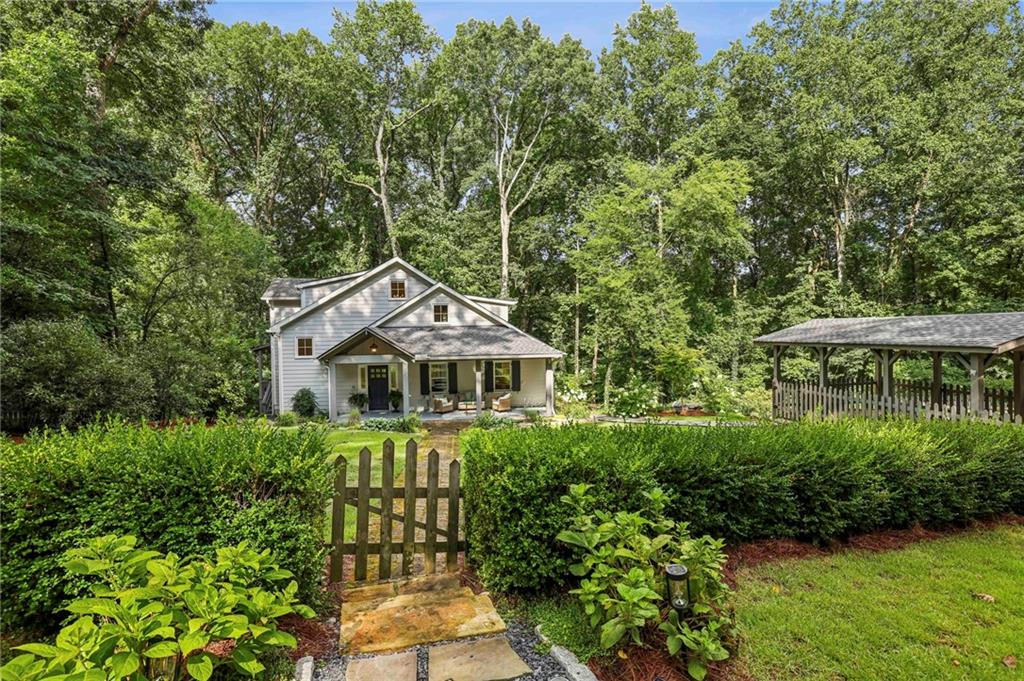 1990 Cambria Avenue NW