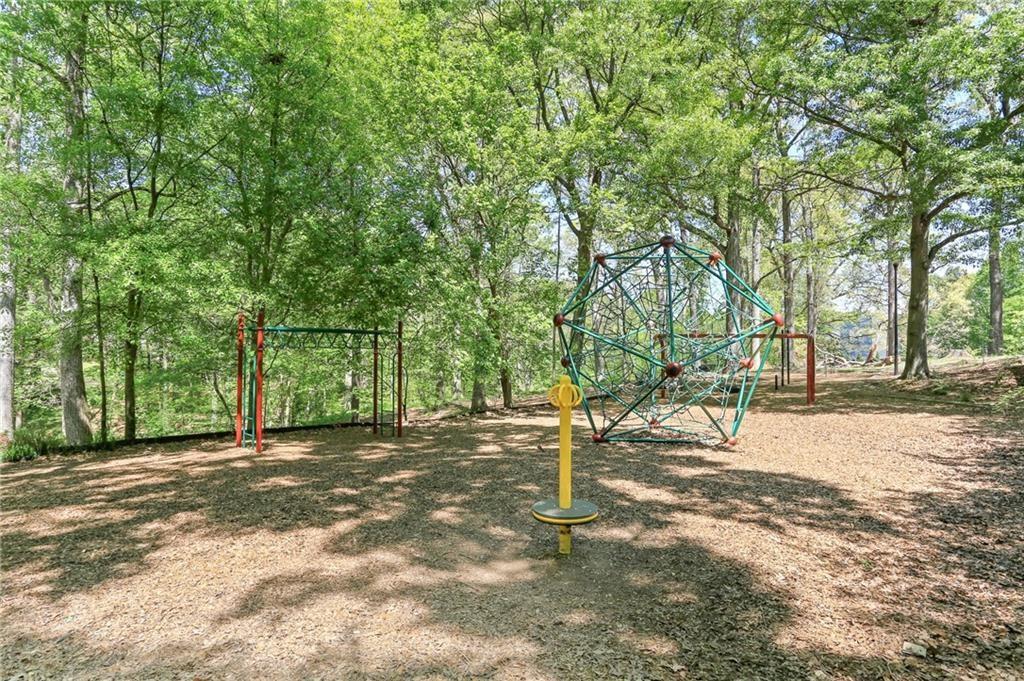 1990 Cambria Avenue NW