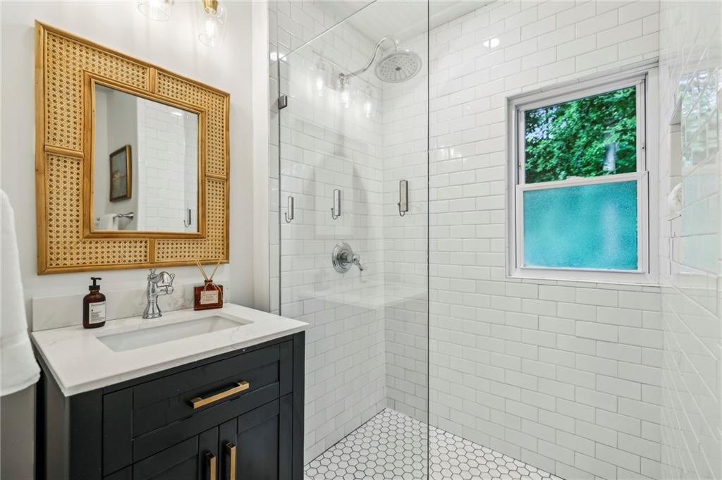 1990 Cambria Avenue NW