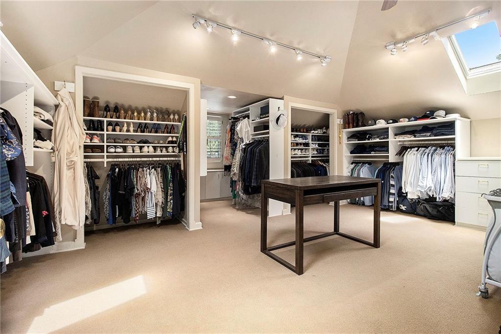 1528 N Highland Avenue NE