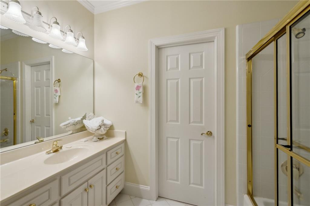 1058 Hunters Brook Court NE